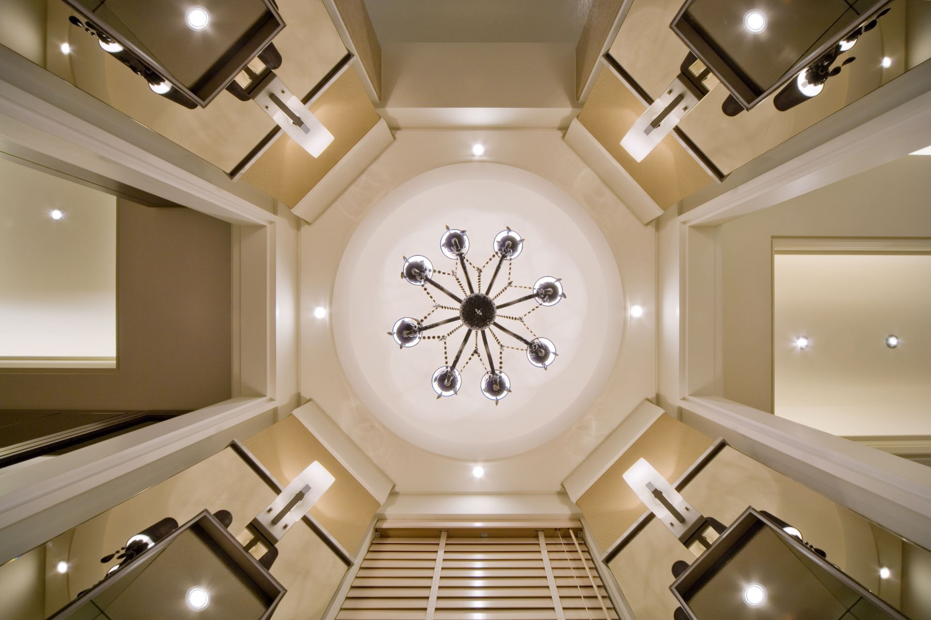 照亮您的空間：天花板燈具的選擇和設計